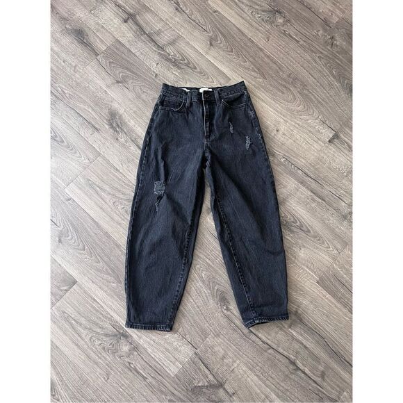 Universal Thread Women's High Rise Balloon Jeans Black Size 2 - Picture 2 of 6